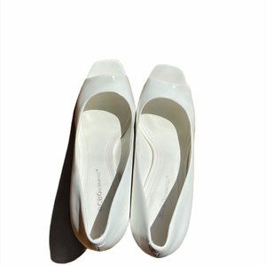 BCBG Women's White Peep-Toe Heels 9.5M